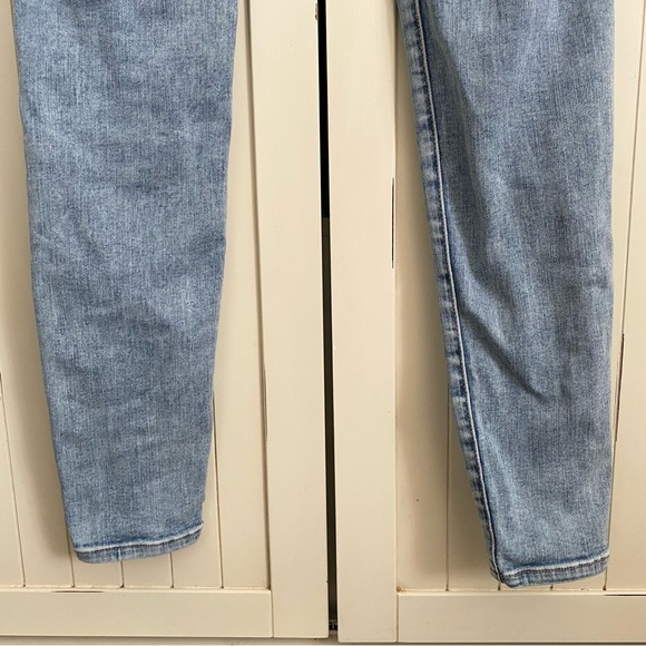 American Eagle Super Hi-Rise Jegging Medium Wash Next Level Stretch Size 0 - Picture 10 of 15
